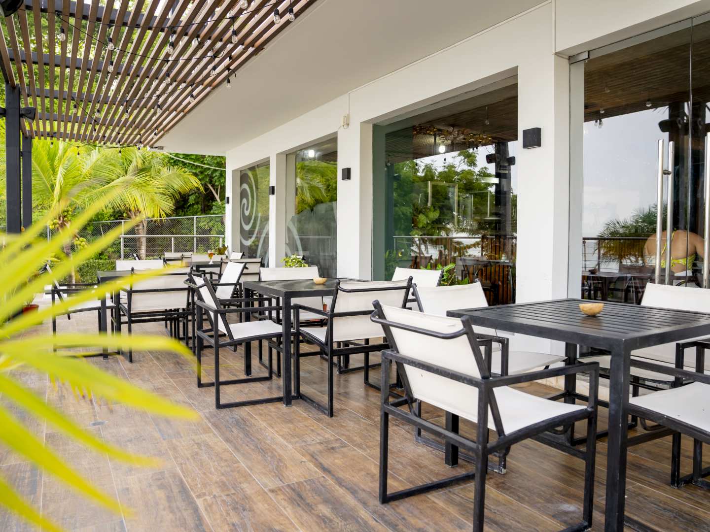 Caelo Beach Restaurant