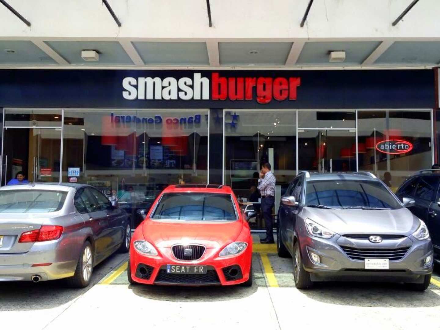 Smashburger (Plaza New York)