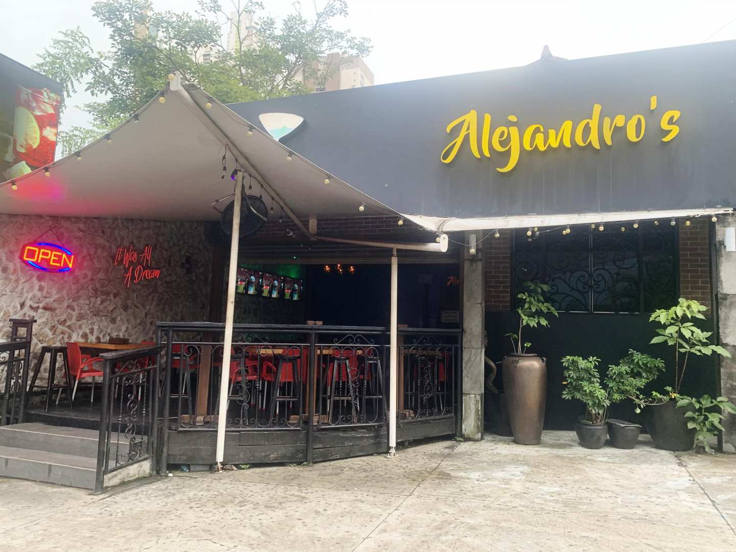 Alejandro's