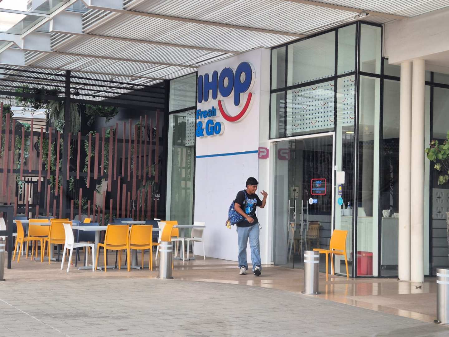 Ihop Fresh & Go (Calle 50)