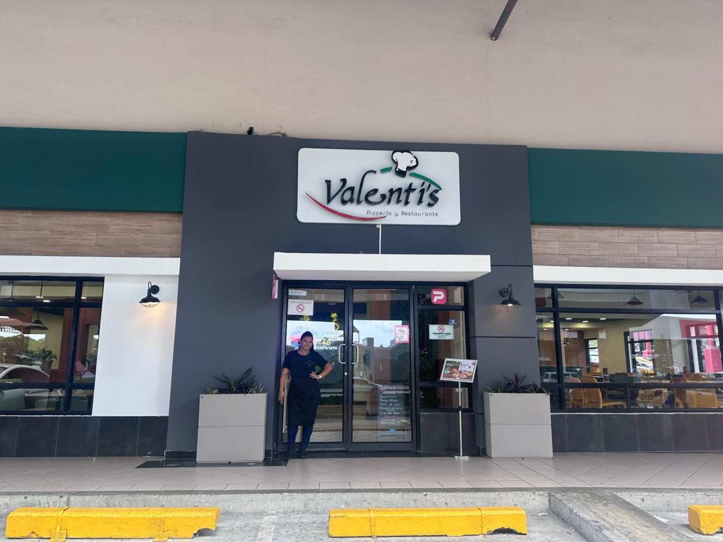 Valenti's Pizzeria y Restaurante